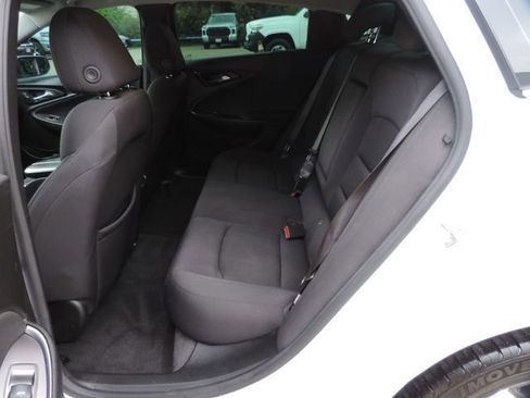 Used 2022 Chevrolet Malibu LT image 21