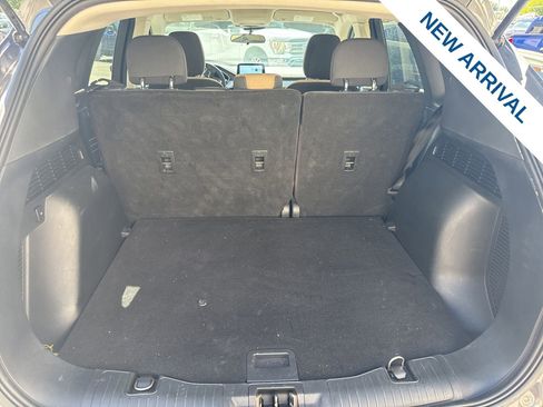 Used 2021 Ford Escape SE FWD image 13