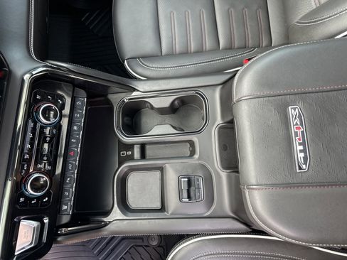 Used 2024 GMC Sierra 2500 AT4X w/ AT4X AEV Edition AWD/4WD image 18