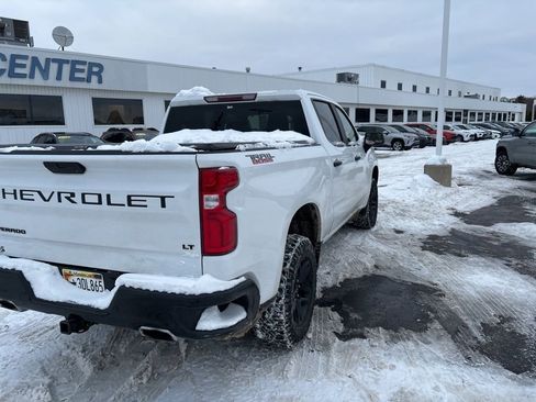 Used 2022 Chevrolet Silverado 1500 LT Trail Boss w/ Safety Package image 4