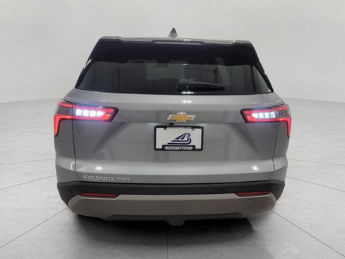 Used 2025 Chevrolet Equinox LT image 25