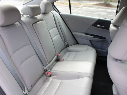 Used 2016 Honda Accord EX-L image 20