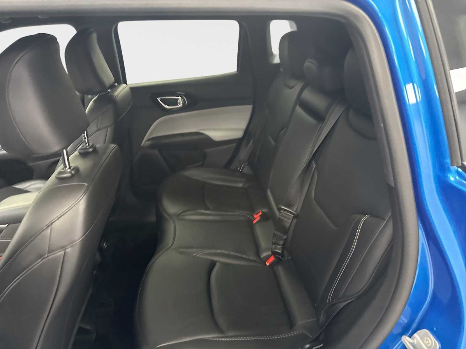 Used 2026 Jeep Compass Limited AWD/4WD image 22