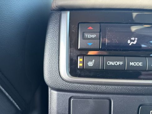 New 2026 Subaru Ascent Limited image 18