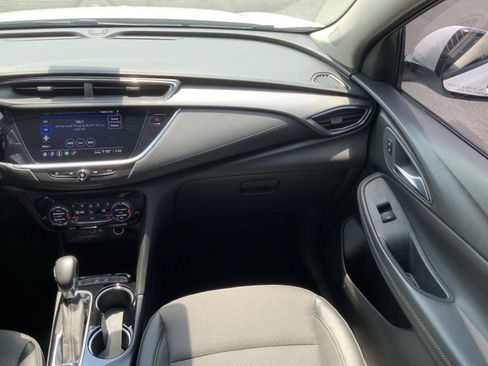 Used 2022 Buick Encore GX Select w/ Sport Touring Package FWD image 56