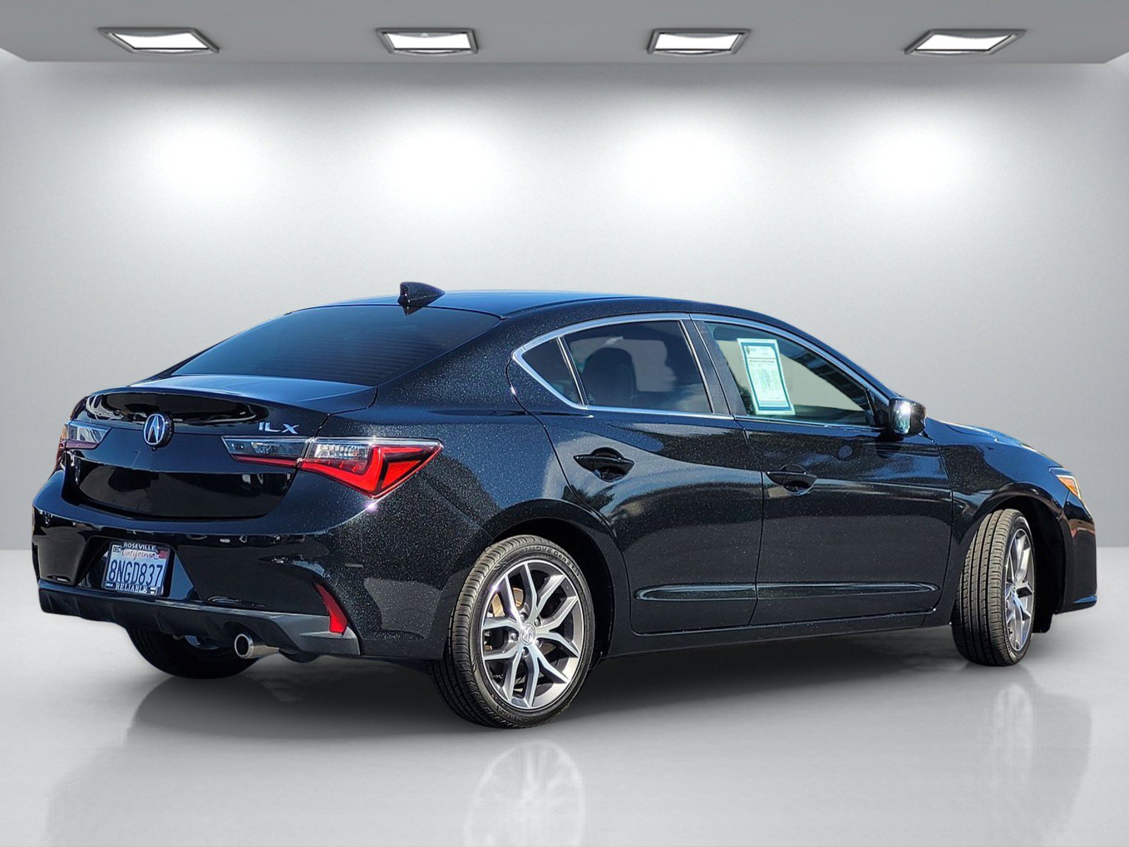 Used 2019 Acura ILX FWD image 4