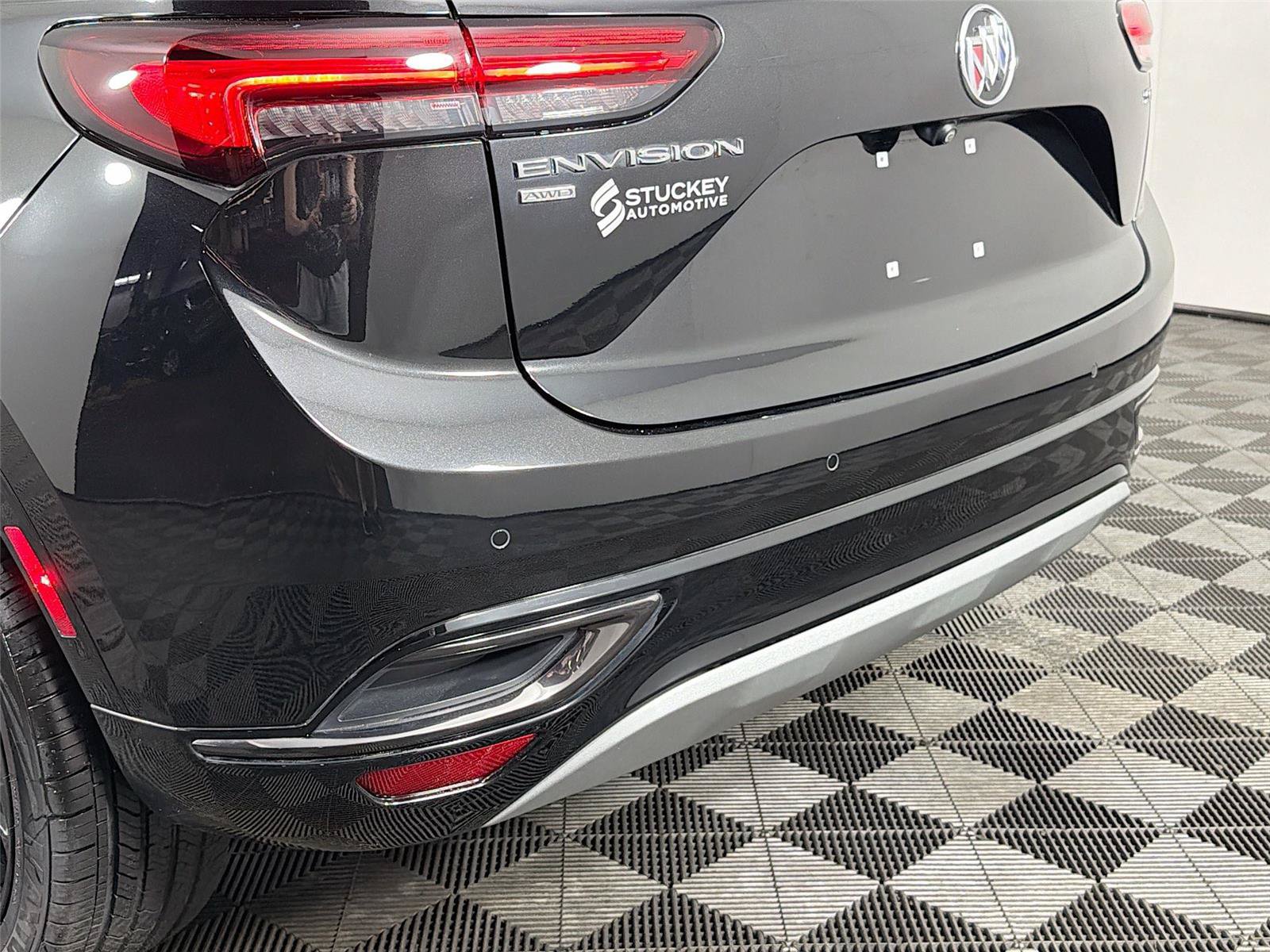 Used 2023 Buick Envision Preferred w/ Sport Touring Package AWD/4WD image 38