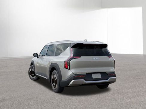 New 2026 Kia EV9 Wind image 4