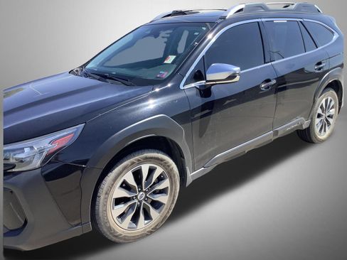 Used 2023 Subaru Outback Touring XT AWD/4WD image 1