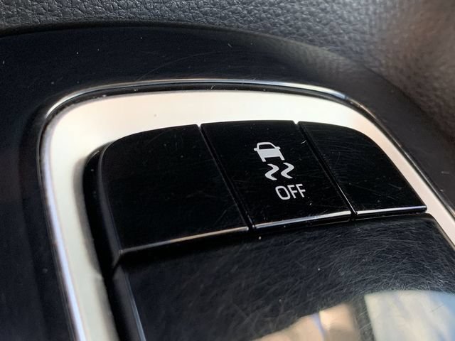 Used 2025 Toyota Corolla LE FWD image 28