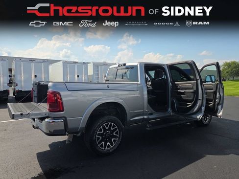 Used 2025 RAM 2500 Limited AWD/4WD image 15