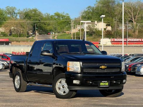 Used 2011 Chevrolet Silverado 1500 LT w/ All-Star Edition AWD/4WD image 1