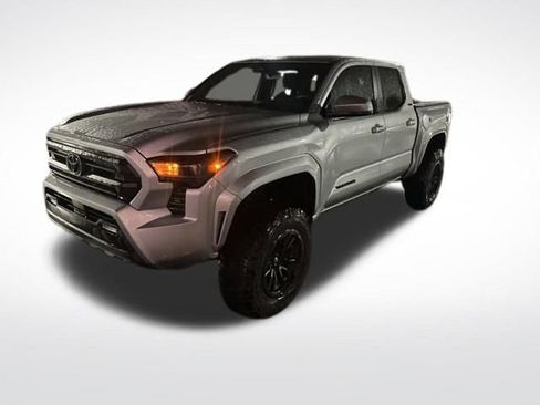 Used 2024 Toyota Tacoma SR5 image 4
