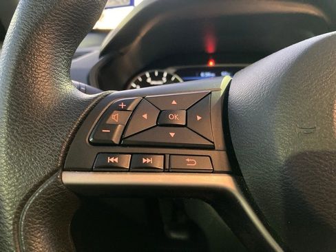 Used 2024 Nissan Altima 2.5 SV image 12