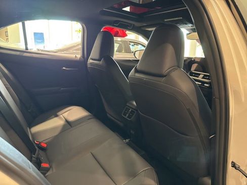 New 2025 Lexus UX 300h AWD image 44