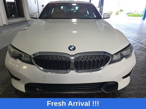 Used 2020 BMW 330i Sedan w/ Driving Assistance Package RWD image 2