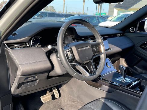 Used 2023 Land Rover Range Rover Evoque R-Dynamic SE AWD/4WD image 17