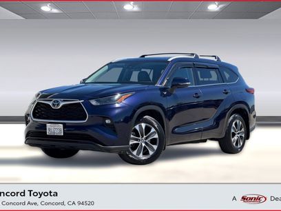 Used 2022 Toyota Highlander XLE