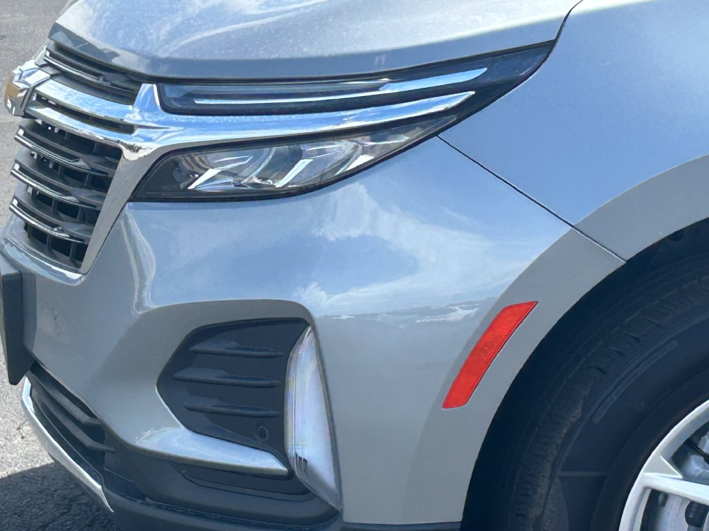 Used 2024 Chevrolet Equinox LT AWD/4WD image 11