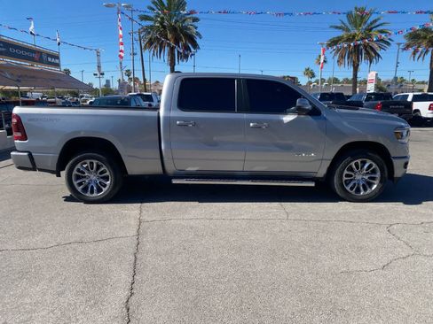 Used 2023 RAM 1500 Laramie AWD/4WD image 4