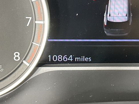 Certified 2024 Nissan Rogue SV image 5