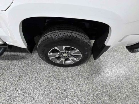 Used 2016 Chevrolet Colorado Z71 RWD image 34