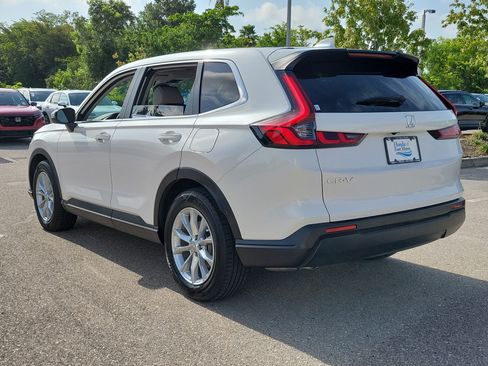Used 2024 Honda CR-V EX image 4