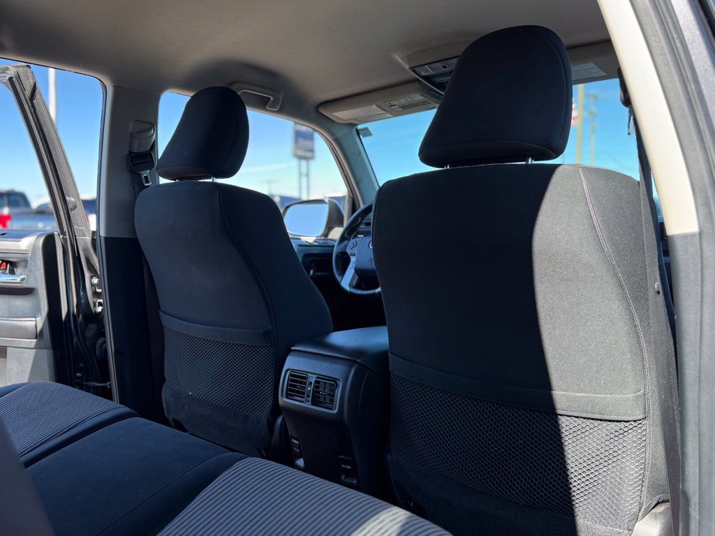 Used 2016 Toyota 4Runner SR5 AWD/4WD image 16