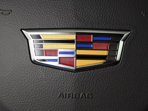 New 2026 Cadillac XT5 Luxury w/ LPO, ONYX Package AWD/4WD image 35
