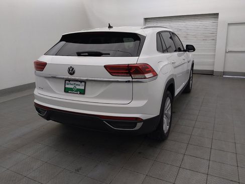 Used 2020 Volkswagen Atlas Cross Sport SE FWD image 9