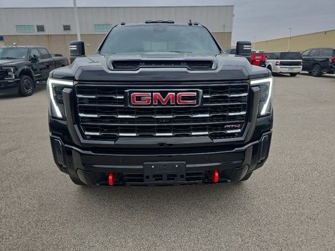 Used 2024 GMC Sierra 2500 AT4 w/ AT4 Premium Plus Package AWD/4WD image 2