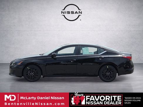 New 2026 Nissan Altima 2.5 SV FWD image 3
