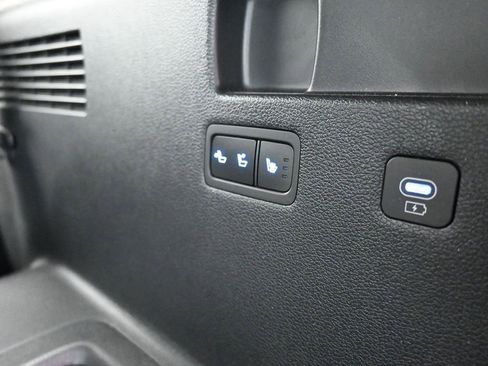 Certified 2025 Hyundai Palisade Limited image 23