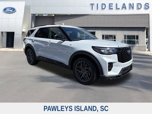 New 2026 Ford Explorer ST-Line image 1