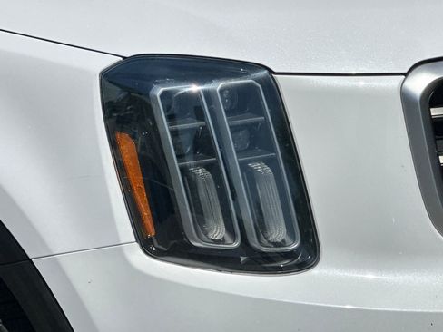 Used 2024 Kia Telluride SX Prestige AWD/4WD image 12