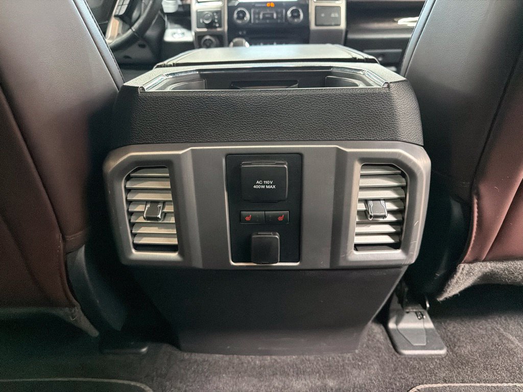 Used 2016 Ford F150 Platinum w/ Equipment Group 701A Luxury AWD/4WD image 11