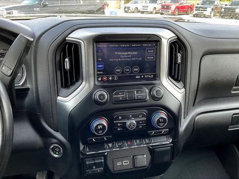 Used 2023 Chevrolet Silverado 2500 LT w/ Convenience Package image 6