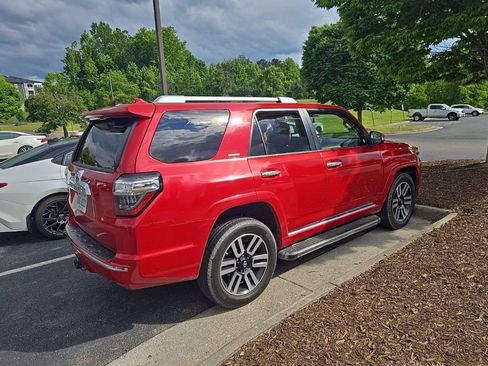 Used 2018 Toyota 4Runner Limited AWD/4WD image 3