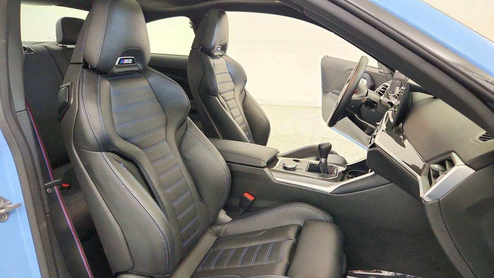 Used 2024 BMW M2 w/ Lighting Package RWD image 27