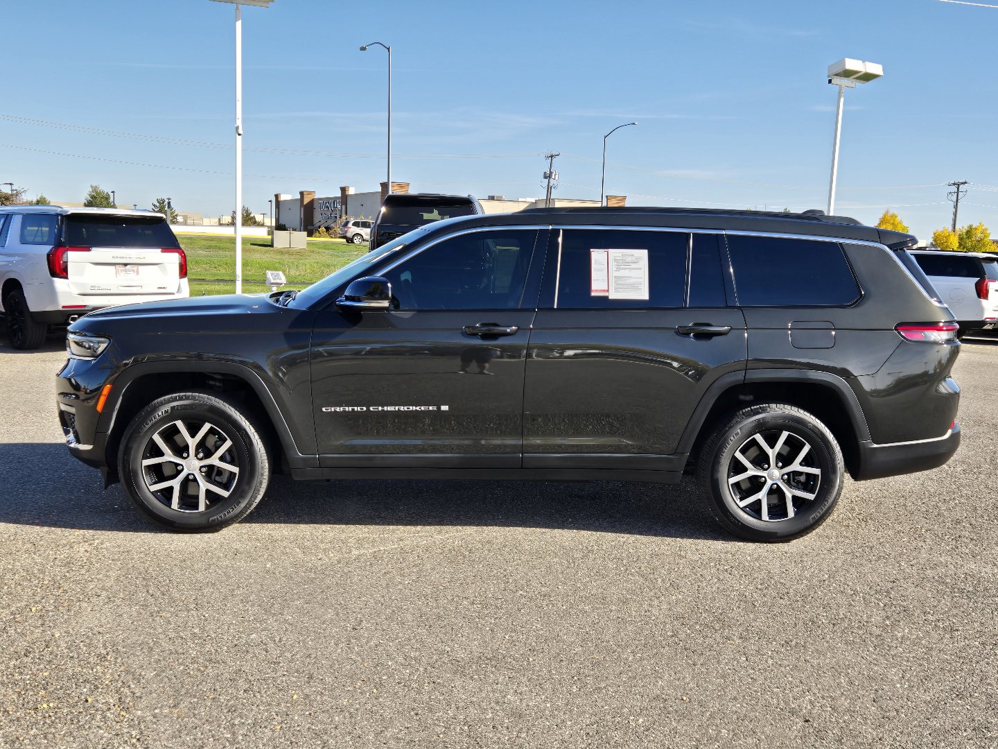 Used 2024 Jeep Grand Cherokee L Limited w/ Trailer Tow Package AWD/4WD image 44