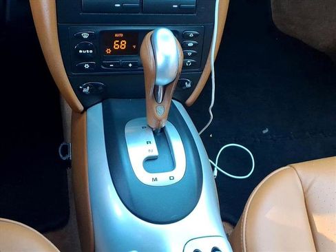 Used 2001 Porsche 911 Cabriolet image 28