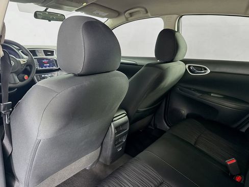 Used 2019 Nissan Sentra SV FWD image 33