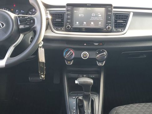Used 2020 Kia Rio S image 25