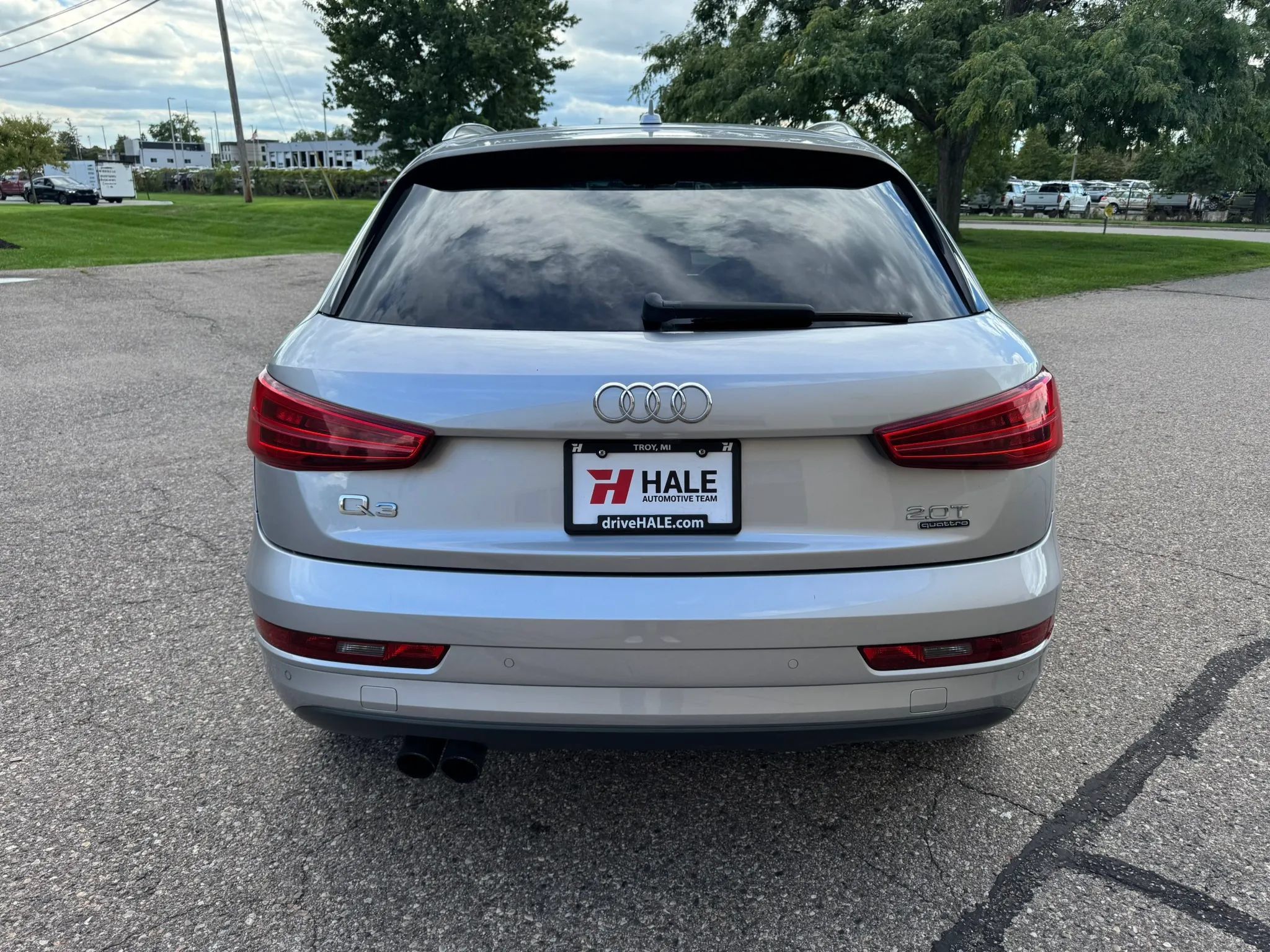 Used 2018 Audi Q3 2.0T Premium w/ Convenience Package AWD/4WD image 8