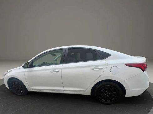Used 2022 Hyundai Accent SE FWD image 8