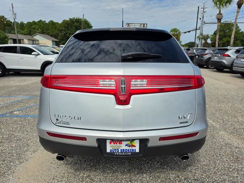 Used 2016 Lincoln MKT AWD w/ Equipment Group 201A image 4