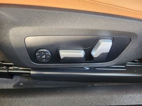 Used 2022 BMW 430i Convertible w/ M Sport Package image 38