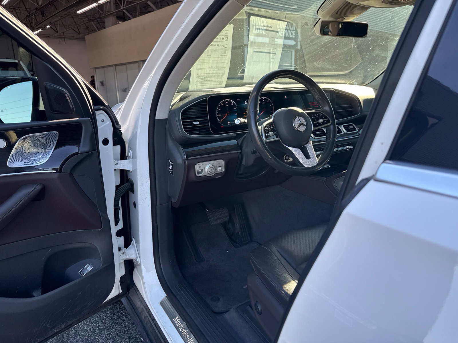 Used 2020 Mercedes-Benz GLS 450 4MATIC image 9