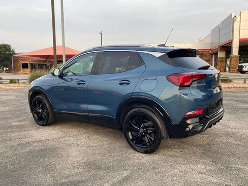 Used 2024 Buick Encore GX Sport Touring FWD image 7