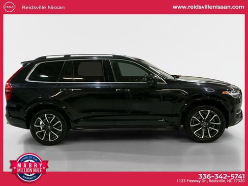 Used 2019 Volvo XC90 T5 Momentum w/ Multimedia Package image 7